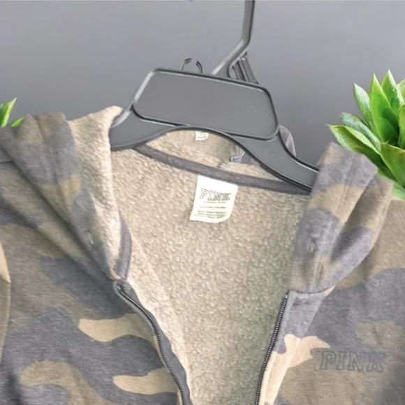 Camouflage Zip-Up Hoodie Pink Victoria Secret sz S SWEATSHIRT Sport - Picture 2 of 7